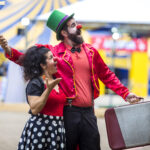Espetáculo itinerante ‘Kombi no Circo’ no 18º Festival de Circo SP