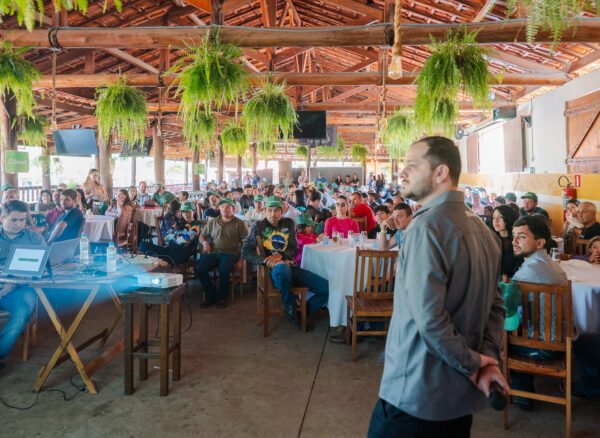 Evento realizado em Caconde e Tapirativa na semana passada reuniu 200 associados Evento realizado em Caconde e Tapirativa na semana passada reuniu 200 associados